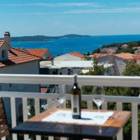 Daire Trogrlic Hvar Town